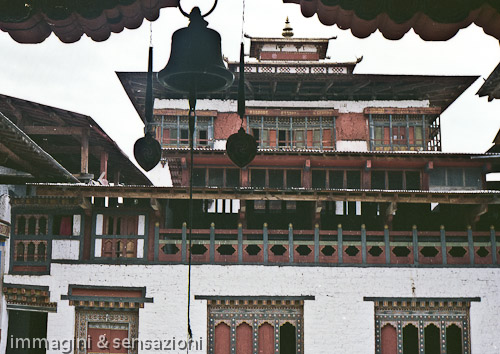 particolare di dzong 